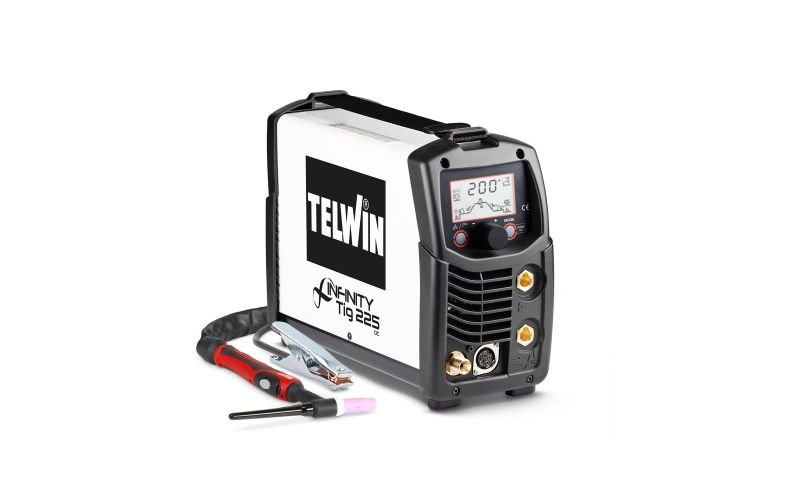SOLDADORA INFINITY TIG 225 DC